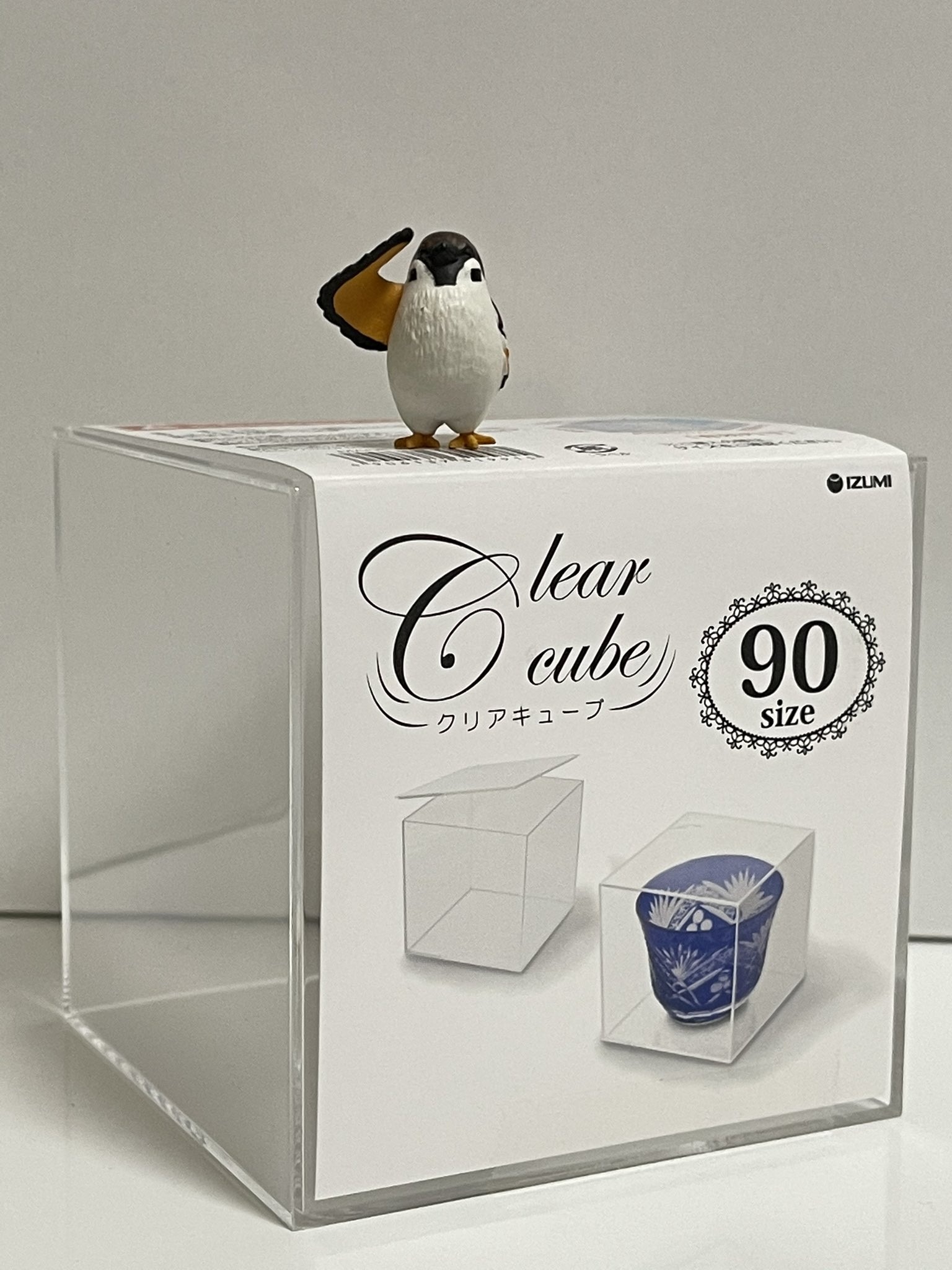こんちゃん うちのナノブロック置き場に欠かせない物の1つ 今回は100均のアクリルケース クリアキューブ90size 底 上下変えれば蓋 があるので埃をシャットアウトできて 重ねて飾る事も出来ますよ ナノブロック 100均 アクリルケース