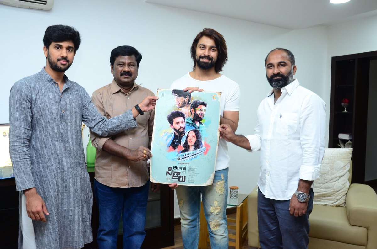 rameshlaus's tweet photo. Here is the First look of #AlantiSitralu 🎞️ released by Mega Alludu @IamKalyaanDhev.
🌟 @ajaykathurvar @shwettaparashar
@YashPuri04
#SupreethCKrishna
#SanthuOmkar #KarthikSaikumar #AshwathShivakumar
#RaghavendraReddy #RahulReddy #LokkuSrivarun #IandIArts
#CosmicrayProductions https://t.co/fXSRtlYOuN