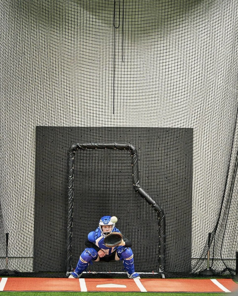 BrowerBaseball's tweet photo. Gotta keep your eye on the ball to start the week!  Time to grind #BrowerPower 
(swipe to see the corner get painted 🎨🧑🏻‍🎨) https://t.co/HfX9HlFq7l