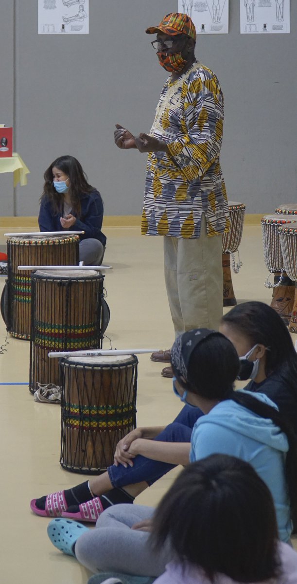 ClarkCountyPark's tweet image. Participants of the School Daze program at the Whitney Recreation Center learned about local black leaders, and listened to positive encouragement by special guest speaker N. Bryan Massey founder and CEO of Teaching the Hood Uplifting Goals (T.H.U.G.)