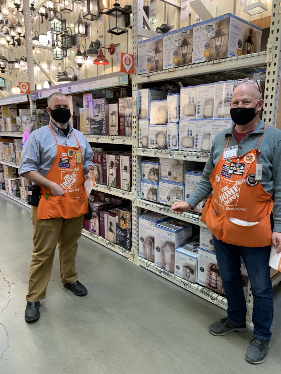 Ryan Pieratt (@pieratt_ryan) on Twitter photo What a great team. When times get tough both Heath and John stepped up. Both worked a full day and then stayed the night to make sure we had leadership in the building so freight could get worked when the snow hit. A huge thanks. <a href="/Bselch/">Brianna Selch</a> <a href="/kyle_mckinnon12/">🅺🆈🅻🅴 🅼🅲🅺🅸🅽🅽🅾🅽</a> What a great team. When times get tough both Heath and John stepped up. Both worked a full day and then stayed the night to make sure we had leadership in the building so freight could get worked when the snow hit. A huge thanks. <a href="/Bselch/">Brianna Selch</a> <a href="/kyle_mckinnon12/">🅺🆈🅻🅴 🅼🅲🅺🅸🅽🅽🅾🅽</a> 