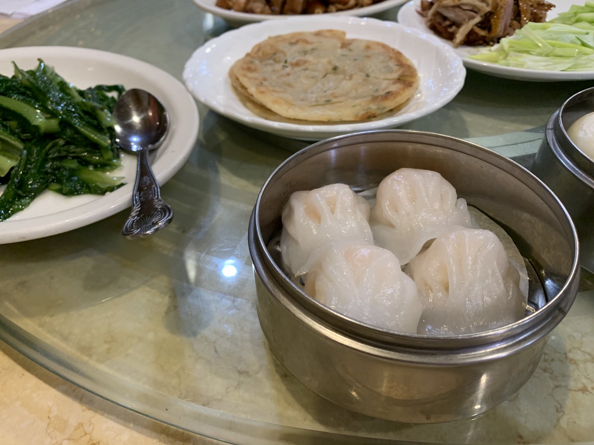 asiatowncle's tweet image. Who else misses dim sum? 😭 Emperor's Palace still closed to dining in but OPEN for takeout - but today is your LAST CHANCE for a week! They're closing for a short break 2/25-3/8! Order now at emperorspalacecleveland.com or call (216) 861-9999.