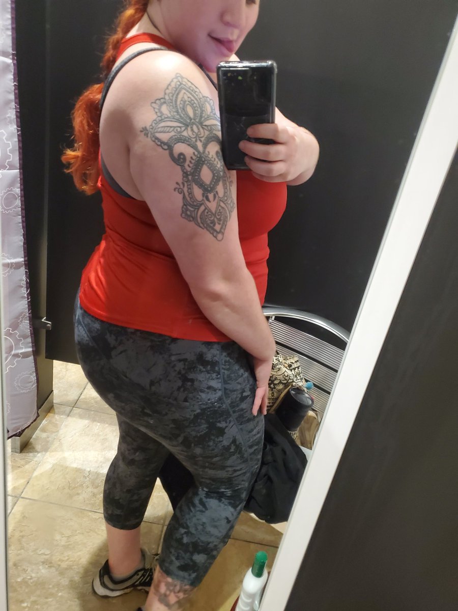 YukiKat5's tweet photo. Thick bitch at the gym 💪

I enjoy going so much. Definitely helping me mentally. https://t.co/lmh2f5A40M
