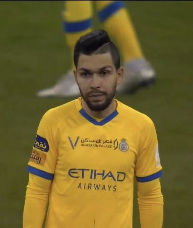 DefallhDefo's tweet image. ماشاء الله تبارك الله وش ذا الادب والاخلاق والرزانه والتربية الصالحة #بيتروس #النصر_الهلال