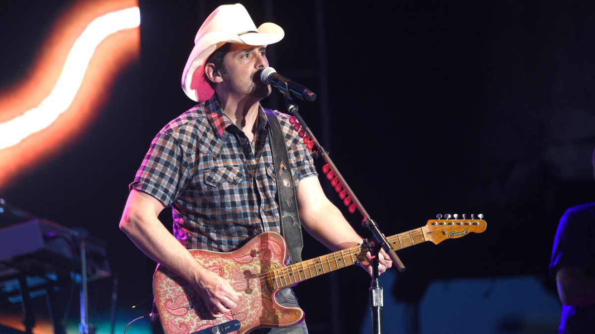 Brad Paisley Once Performed for Toddlers in West Virginia https://t.co/eUPTHCqOLg https://t.co/vES51LdCGt