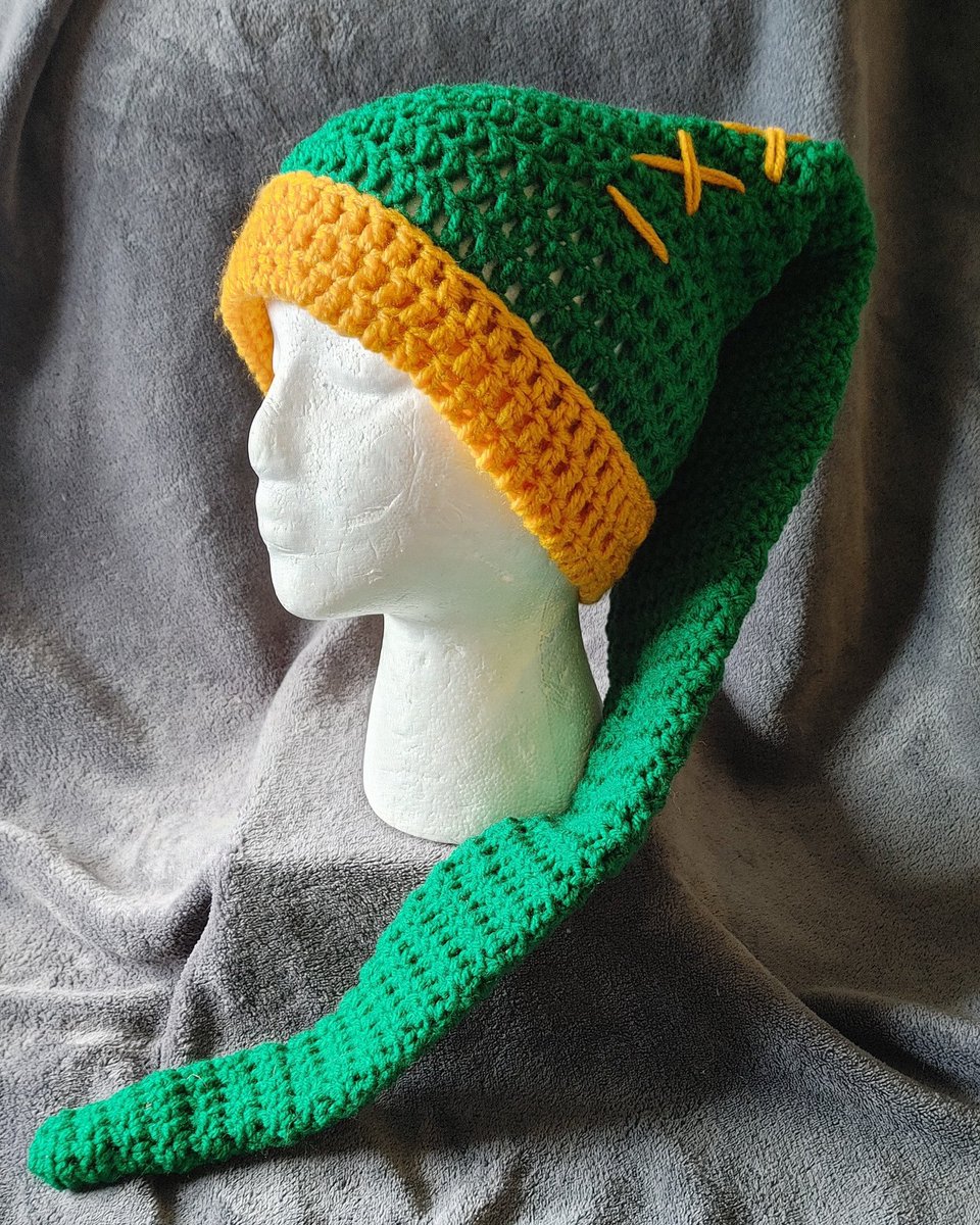 BusyBeeStitcher's tweet photo. How cool is this #hat from my #etsy shop? Link (#LegendsofZelda) Hat  #crochethat #costume #cosplay #zelda #Link  https://t.co/zjNMxQFV0z https://t.co/kIYQI7BJZU