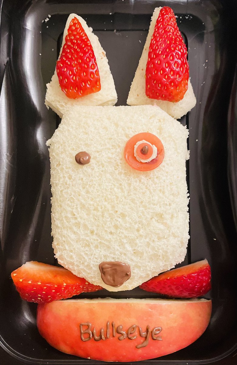 mcmusic31's tweet photo. When it’s T week at preschool you  use your favorite store for lunch  inspo 🎯 ❤️ @Target  #targetmom https://t.co/s5TIxDi5mc