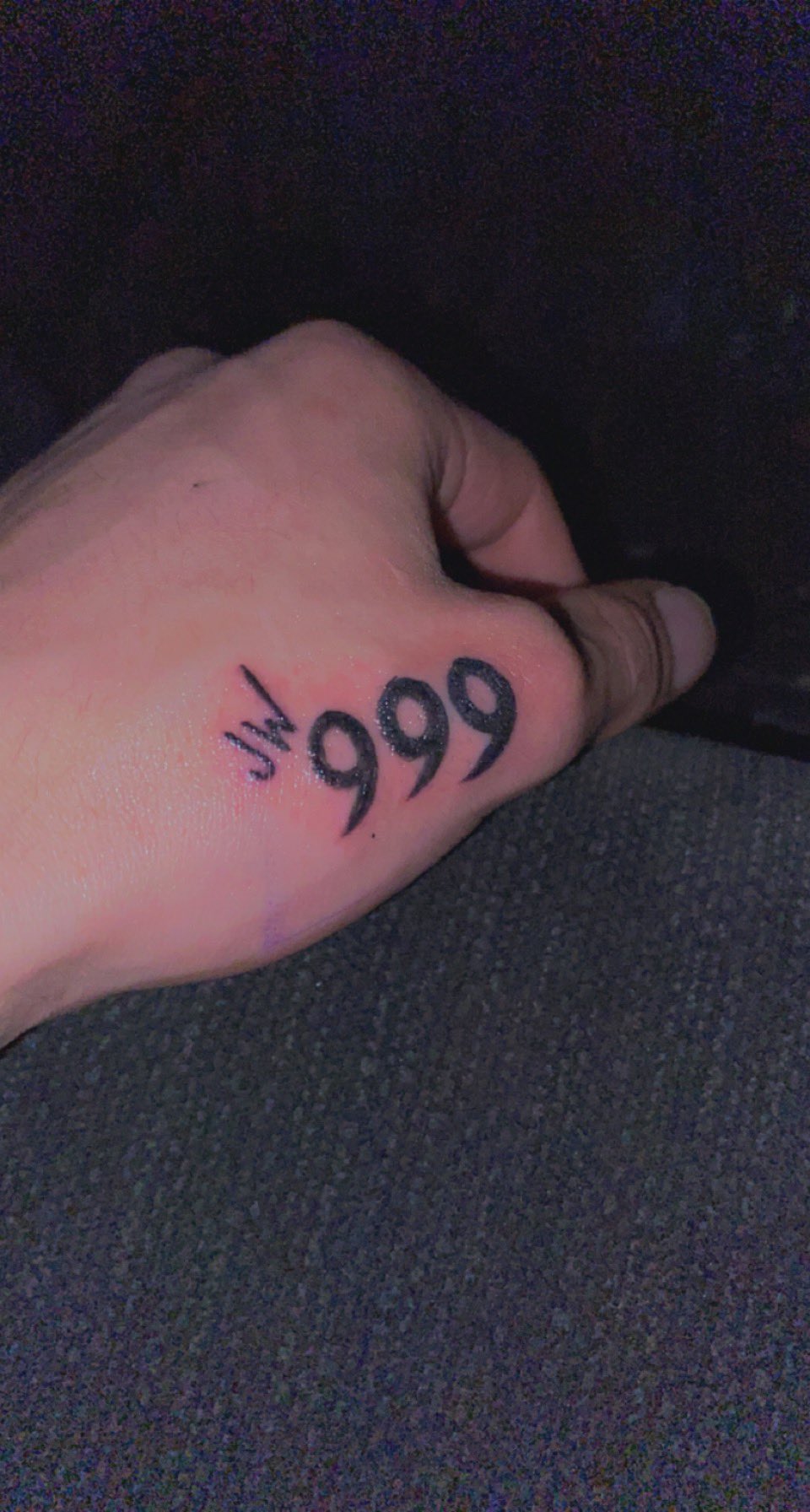 999 represents meaning: Số 999 đại diện cho gì? Sức mạnh, sự bất tử và sự thành công. Đây là một trong những loại hình xăm phổ biến nhất trên thế giới. Hãy khám phá thế giới tuyệt vời của những hình xăm số 999 và tìm hiểu thêm về ý nghĩa của chúng.