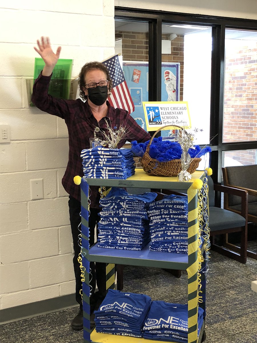 Indian Knoll D33 (@d33indianknoll) on Twitter photo District admin came to visit Indian Knoll today! They came to celebrate and thank all the staff for the amazing work they are doing every day with our students! Thank you!! <a href="/D33IndianKnoll/">Indian Knoll D33</a> #D33Pride #D33Orgullo District admin came to visit Indian Knoll today! They came to celebrate and thank all the staff for the amazing work they are doing every day with our students! Thank you!! <a href="/D33IndianKnoll/">Indian Knoll D33</a> #D33Pride #D33Orgullo