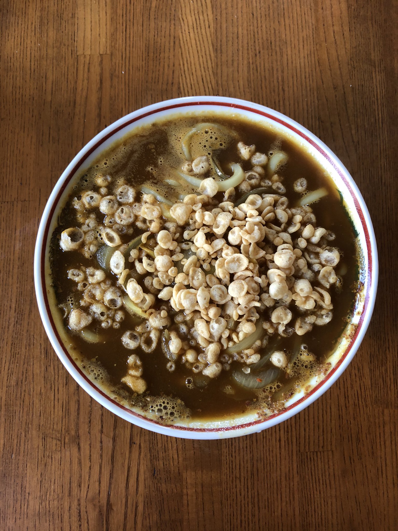 カトキチ ほんだし 中華だし めんつゆ 豆板醤 カレー粉 カレールー 花椒 たまねぎ 揚げ玉 玉うどん を入れた カレーラーメン寄りのカレーうどん的な何か これが意外とうまいのよ やってみてね T Co 9qemrcpato Twitter