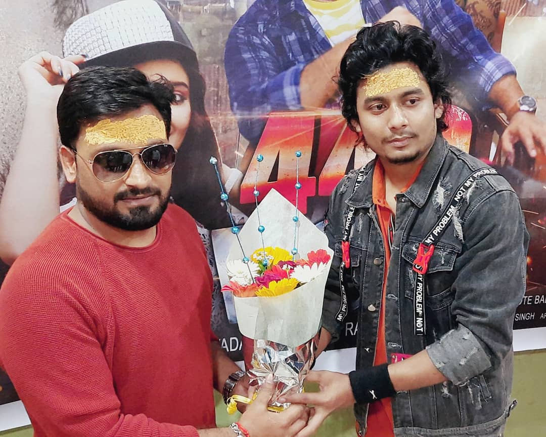 Nileshk89592442's tweet photo. हारे हुए की सलाह
जीते हुए का तजुर्बा 
और खुद का दिमाग 
आपकी सफलता का राज़।
#somethingnew #Verysoon
#440Volt #Congrats_to_entire_team💞💐 https://t.co/nlayl1Dp5k
