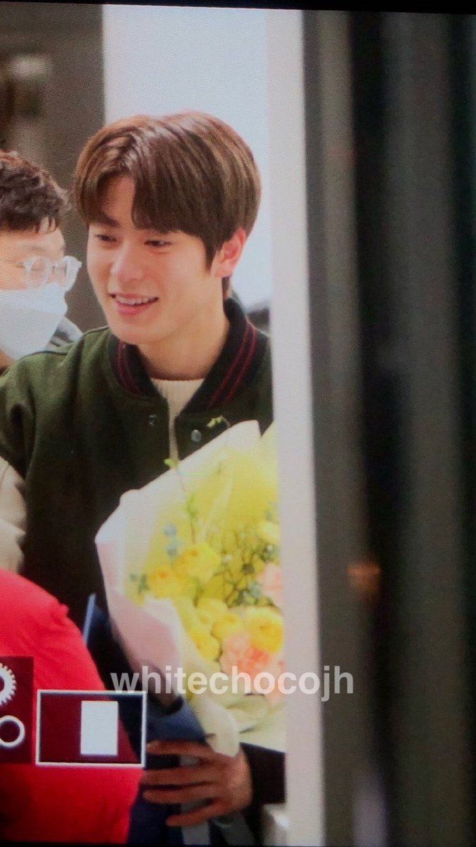 14yMary's tweet photo. We are all rooting for you JEAHYUN!  HE DESERVES BETTER!
#ACTORJAEHYUNFIGHTING https://t.co/s0xVCpgcEF