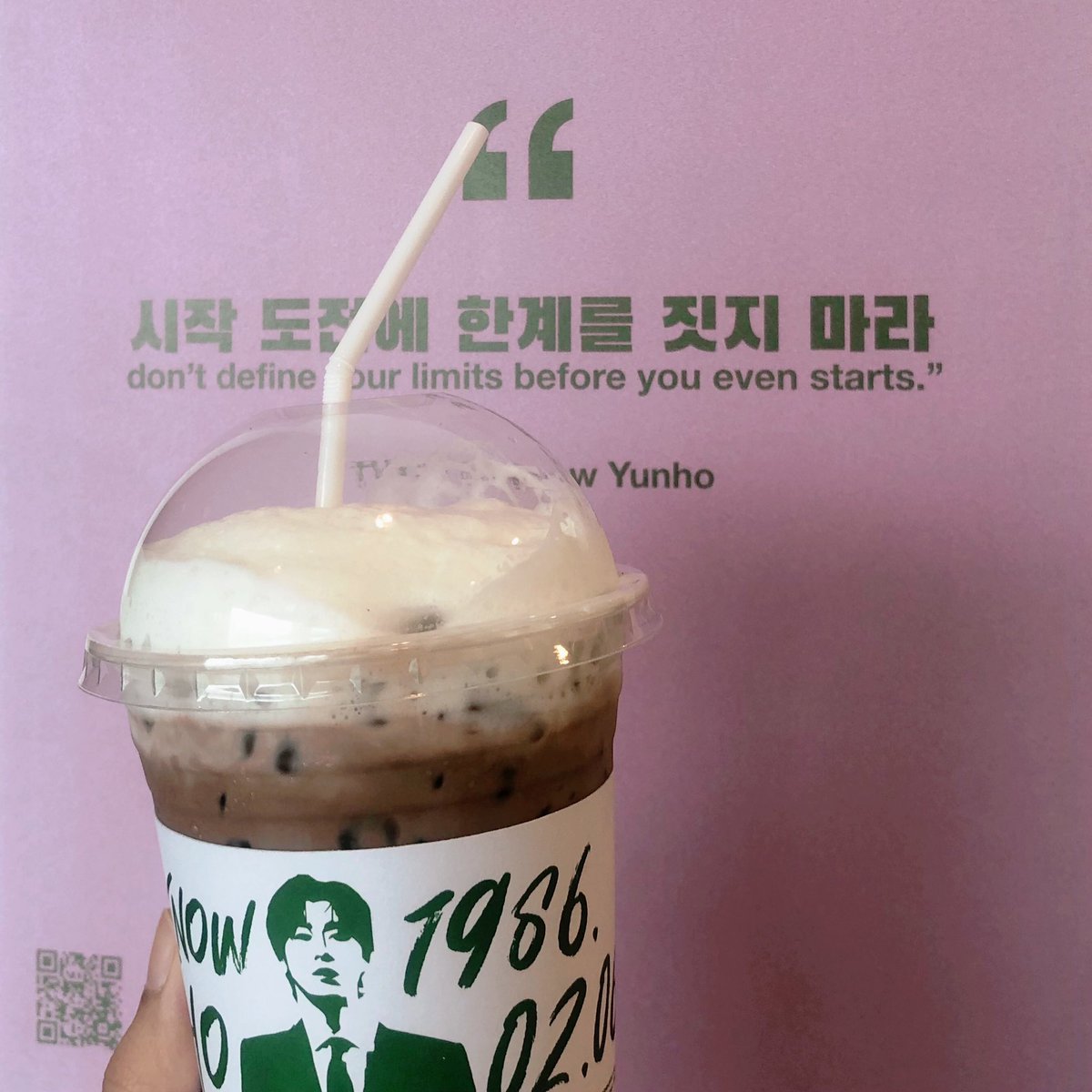 YODMANOODlllll's tweet photo. #FindUPassion
โปรเจค Cup Sleeve มีเพิ่มที่ Coffee Booms นะคะ
•หอศิลป์กรุงเทพ ชั้น 3 (bts สยาม, สนามกีฬา)
•ตั้งแต่ 12 ก.พ. เป็นต้นไป
🚨13-14จะมีโปรเจคศลปอื่น ถ้าใครมา แจ้งทางร้านขอคัพสลิฟยุนโฮนะคะ😬🎉
#유노윤호 #U_KNOW #ยุนโฮ #동방신기 #TVXQ ! #東方神起 https://t.co/uHqoeJqv1C