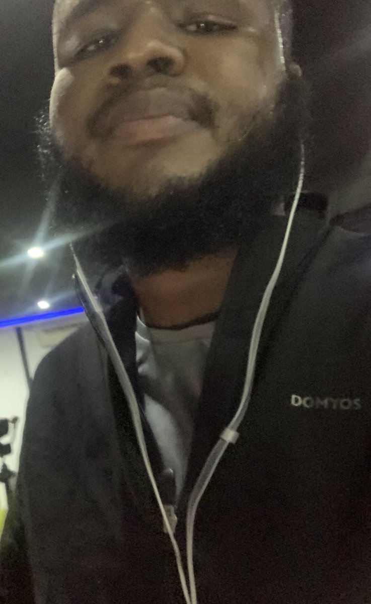 Fabiola Nguembu Joyeux Anniversaire Petit Nounours Devenu Gros Nounours Mahtarus Joie Amour Sante Bonheur Et Reussite Moins De Folie De Desordre Arrete D Etre Nuisible Et Cesse De Me Faire