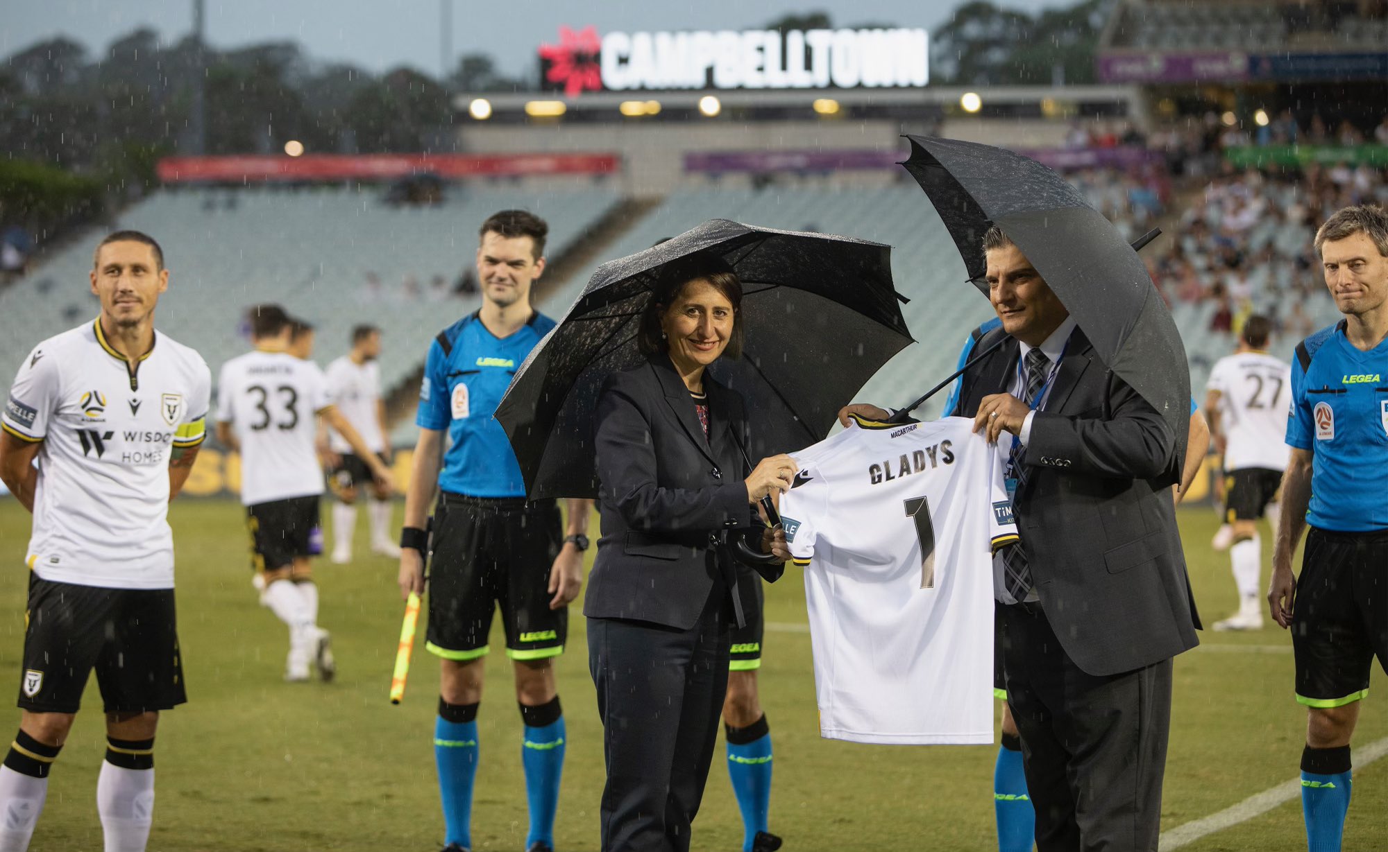 Gladys Berejiklian On Twitter Great To Be At Campbelltown Stadium Supporting Macarthur Fc Against Adelaide United Let S Go Mfcbulls