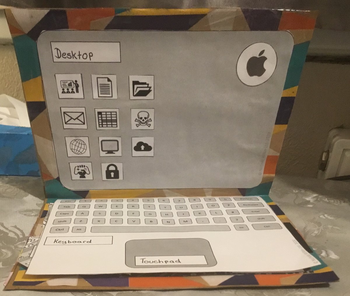 Chsfg_Computing's tweet photo. Wonderful work Tharshika 7C, your own MacBook. Year 7 students have been making paper laptops to reinforce their lessons on inside a computer. A fantastic resource from Nichola Wilkin #greatComputerScience @ChislehurstSch https://t.co/lGNhZpgu1q