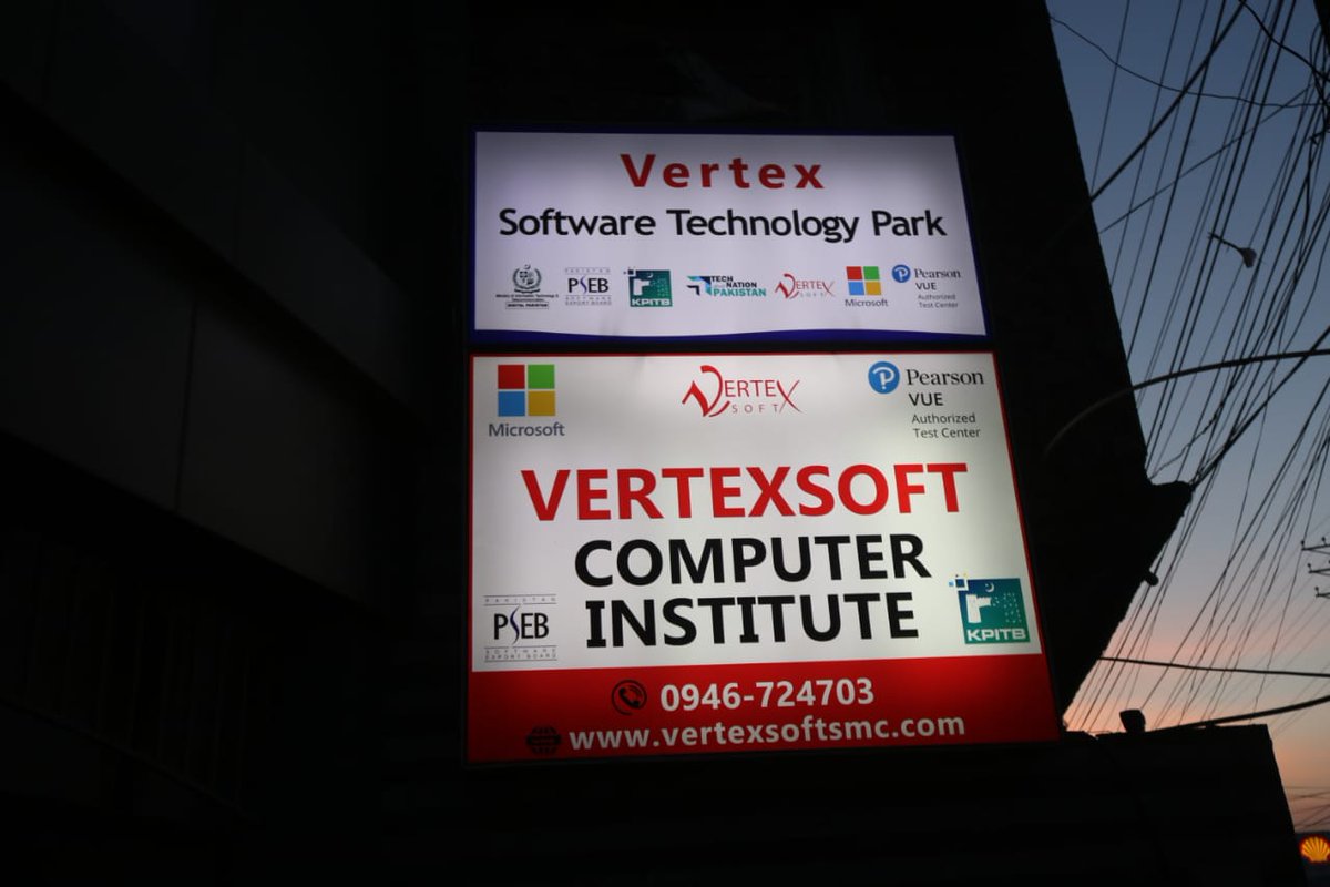 ZiaKBangashPK1's tweet image. Chief Minister KP @IMMahmoodKhan will soon inaugurate this Software Technology Park in Swat. #TechDrivenKP