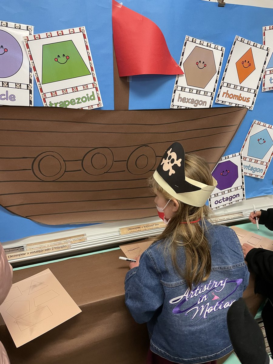 munoz_christam's tweet photo. We took a trip to Ship Shape Island today to review our Geometry unit! 🏴‍☠️💎🔵🔻🔸◼️ #jrerocks https://t.co/QQpzcanhMA