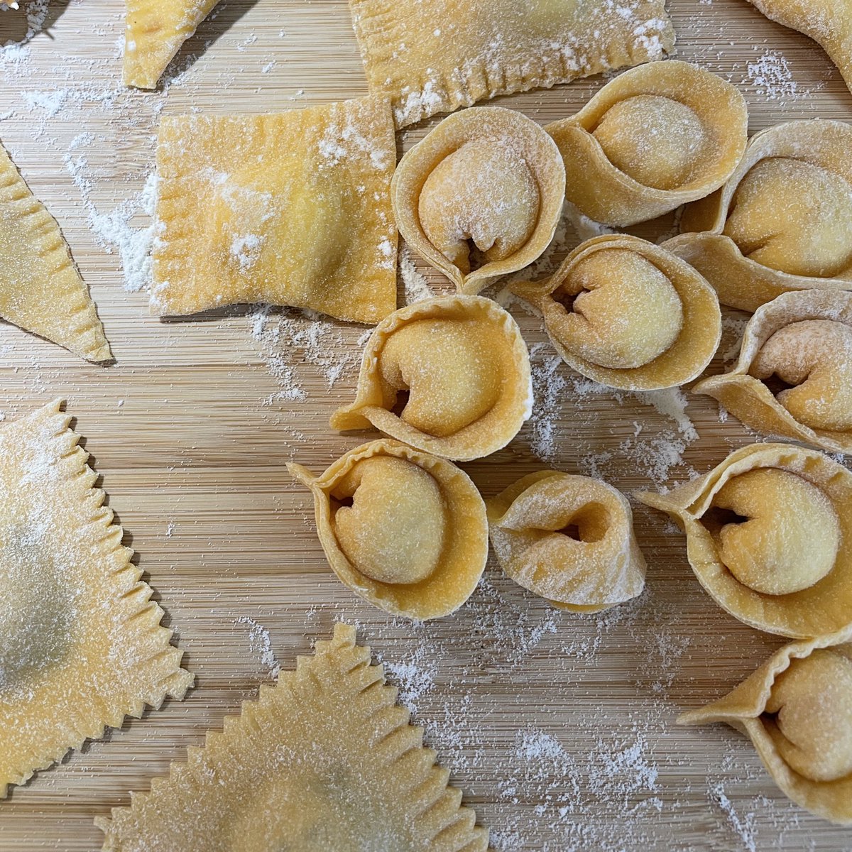 CookingCarafes's tweet image. Can't sleep 😣 so here's some pasta from last night's workshop #pastamaking