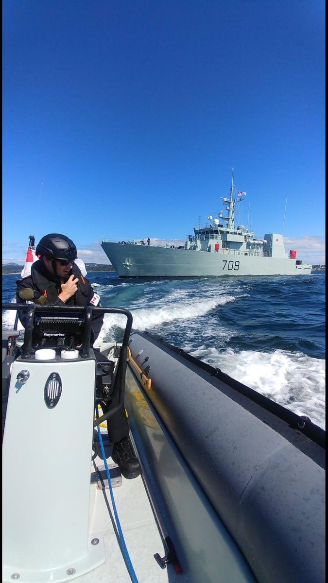 HMCS_NCSMSask's tweet photo. @Nadia_Shields Better times on #TGEX2101 to get you through the storm! #BoatOps #GreatDayDriving https://t.co/QzX6aZ4QGp
