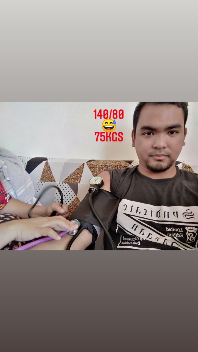 ferns_0422's tweet photo. Pa check up kay manang Doc 😅 https://t.co/WfhdAOaSrc