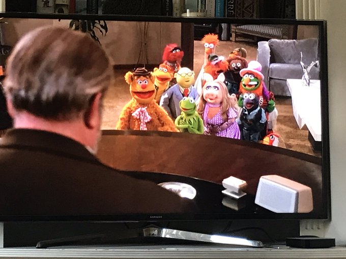 Orson Welles was just perfect for this. I'm not sure I'd want the standard rich and famous contract these days. The famous part seems like a lot of work.