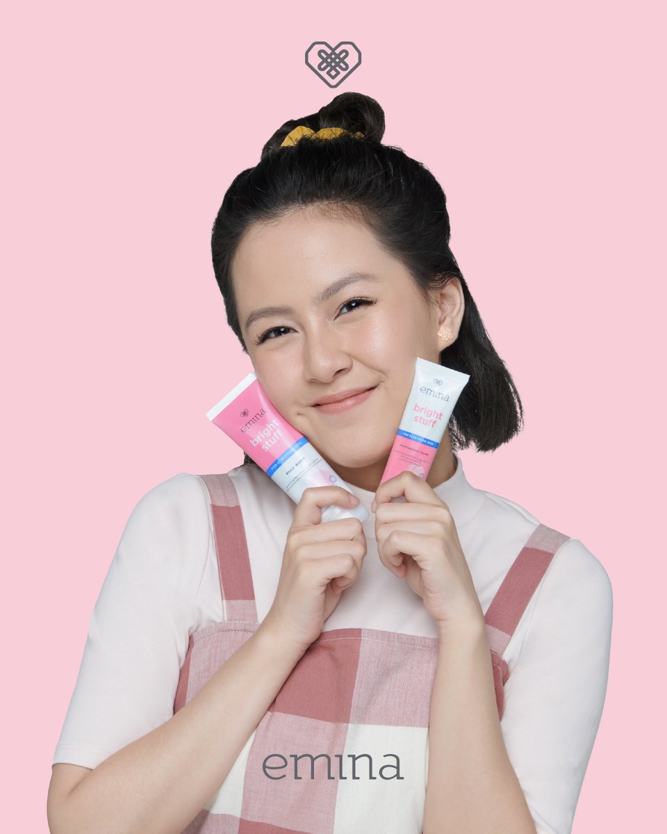 eminacosmetics's tweet image. Emina Bright Stuff for Acne Prone Skin dengan #ExtraSupport dari ekstrak summer plum untuk mencerahkan wajah dan ekstrak cinnamon bark untuk bantu mengontrol minyak dan menenangkan wajah!🥰

Cek official store Emina di E-Commerce atau toko kosmetik terdekat ya buat dapetin!