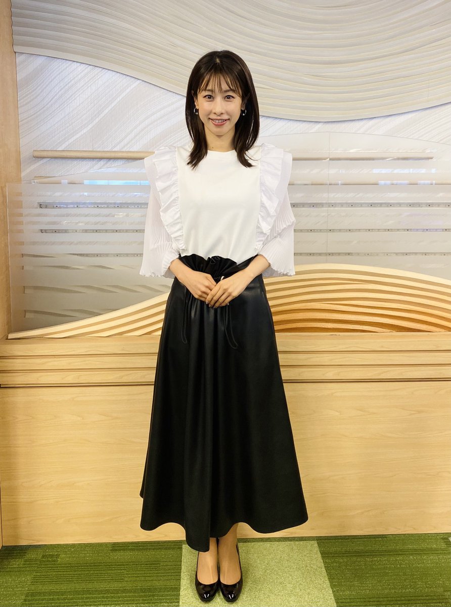 加藤綾子着用❤︎今期チェック柄シースルーフレアスカート