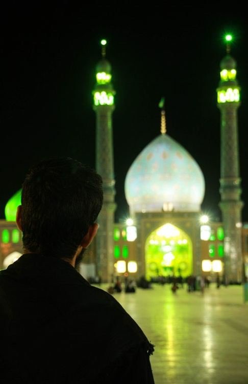 _laiba11's tweet photo. Sari dunya Mai ujala noor ka hojyega khana e kaba ki chath par ek alam lehrya ga Jaab 𝐦𝐨𝐮𝐥𝐚(𝐚𝐣𝐭𝐟) aainge
#whoismehdi https://t.co/a5rS4r3Eeq