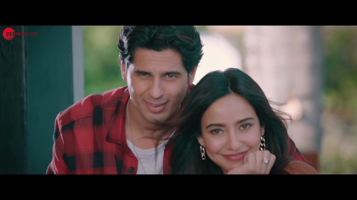 imshiva17's tweet photo. Beautiful and very melodious,
    loved the music 
video of #ThodaThodaPyaar 

#SidharthMalhotra looks
  effortlessly awesome 
in the video loved his screen 
chemistry with #NehaSharma

@SidMalhotra @Officialneha 
@ZeeMusicCompany #ValentinesDay https://t.co/0vQBr2mPqk