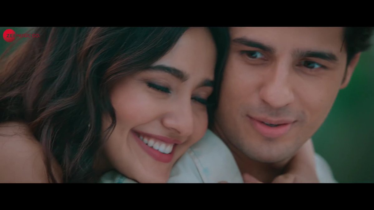 imshiva17's tweet photo. Beautiful and very melodious,
    loved the music 
video of #ThodaThodaPyaar 

#SidharthMalhotra looks
  effortlessly awesome 
in the video loved his screen 
chemistry with #NehaSharma

@SidMalhotra @Officialneha 
@ZeeMusicCompany #ValentinesDay https://t.co/0vQBr2mPqk