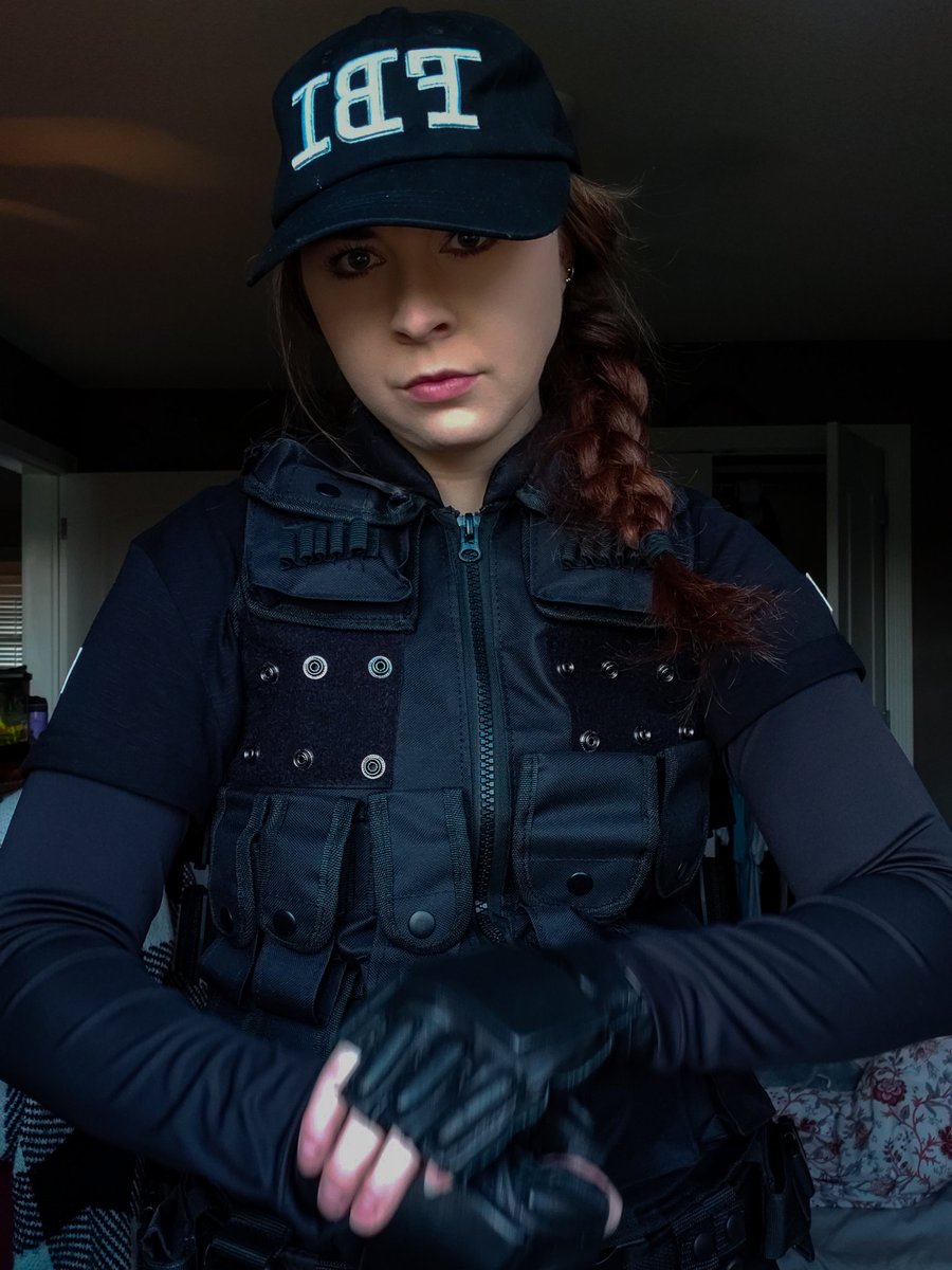 Sharksided's tweet photo. My Ash cosplay I really hope I can show off in a convention once covid's over 💫❤ #r6 #r6cosplay #r6ash https://t.co/5TyKUVbWul