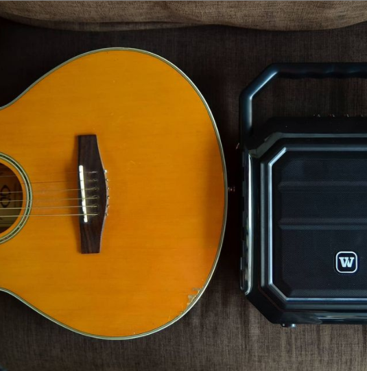 win_bridge's tweet photo. One good thing about music, when it hits you, you feel no pain.β β Bob Marley
#music #guitar #karaokespeaker #voiceenhancer #voiceamplifier #portablevoiceamplifier #wirelessmicrophone #microphone #microphones #bluetoothspeaker #bluetoothspeakers #speaker #publicspeaker https://t.co/y0LMO0OLGB