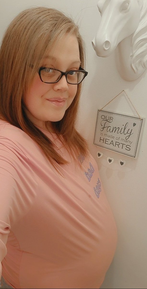 sam87lea's tweet photo. 30 weeks down!! I can almost see the finish line 😂 #pregnant #30weeķs #bumpie https://t.co/hq45ZKyqKs