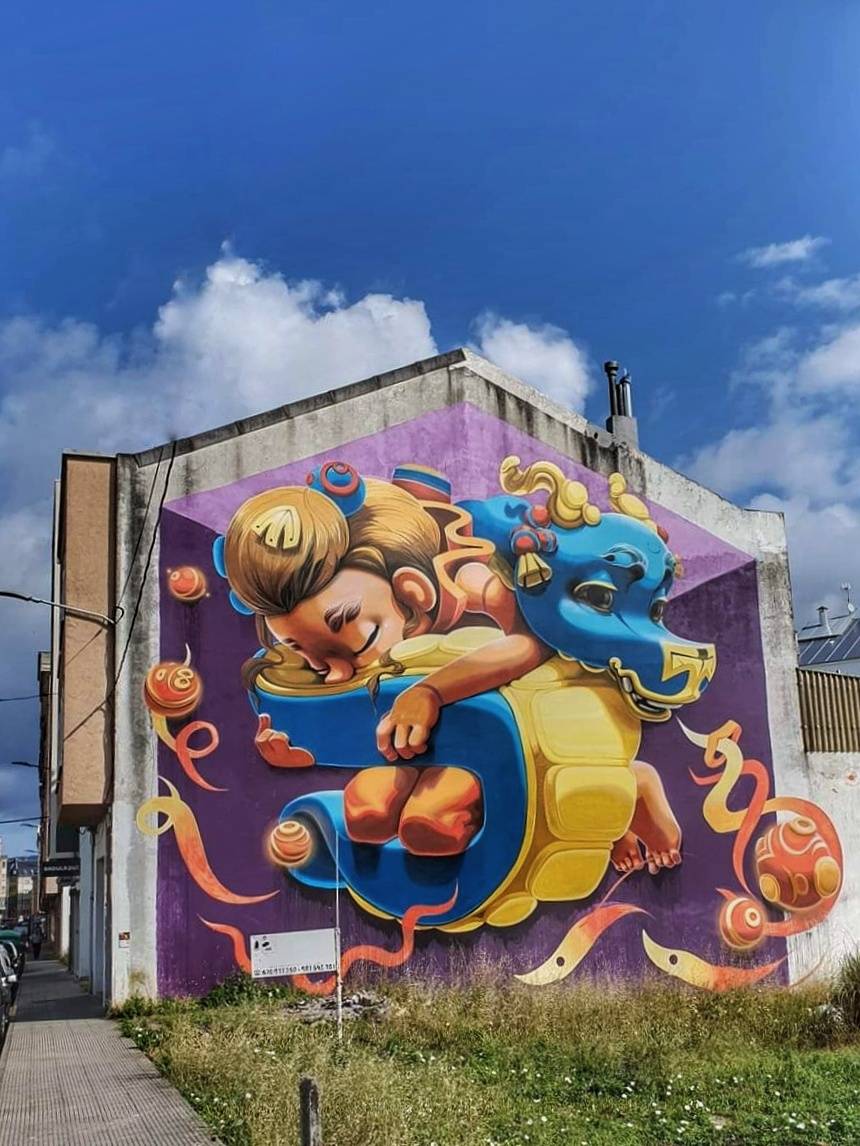 Bo día
#Carballo
#streetart #art #urbanart #viaxes 
#streetphotography #graffitiart #viagem #urban #streetstyle #artwork #travel #painting #mural #wallart #arte #contemporaryart #voyage #streetarteverywhere #instaart  #streetarteverywhere #artepública #publicart #art