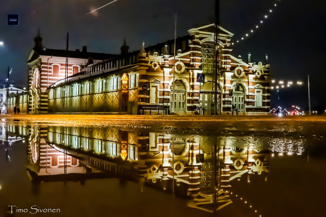 Old Market Hall

#vanhakauppahalli #vanhakauppahallihelsinki #kauppahalli #oldmarkethall #oldmarkethallhelsinki #puddlereflection #heijastus #reflection #helsinki #visithelsinki #visitfinland #nightphotography #nightscape #landscape