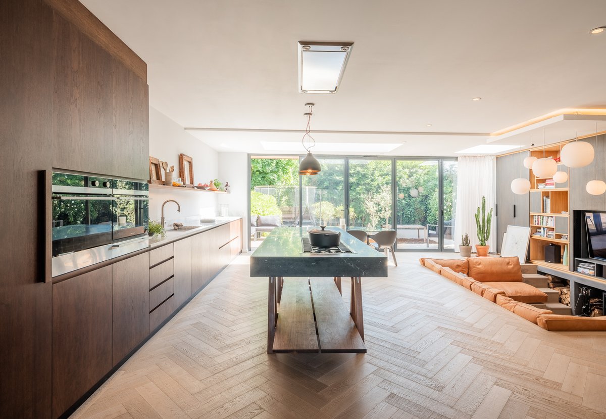 NAKED Kitchens tweet media