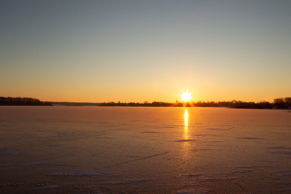 DPvanLoo's tweet image. Helaas geen #NKmarathon #nknatuurijs  #rietplas#Emmen dan zo maar delen hoe mooi het is. @knsb @knmi @MinPres @Alpenweerman @Weerplaza @BuienRadarNL @hetweerinassen @RTLnieuws @NoodweerBenelux @RTVDrenthe @dvhn_nl @MeteoRoodescho1 @Talpaweer @pietsweer @weeronline @marcopverhoef
