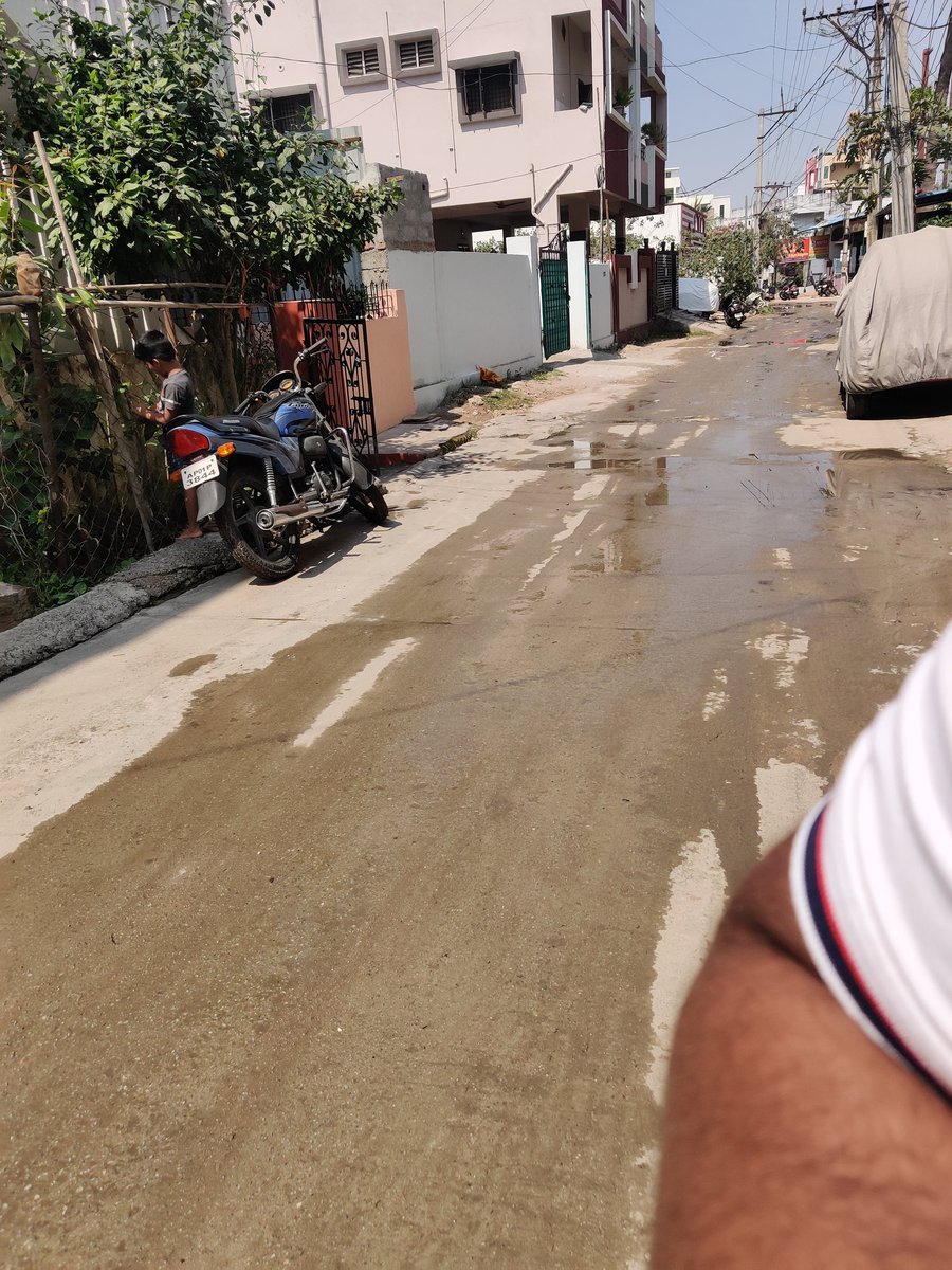 vishaltulluri's tweet photo. Hello @KTRTRS @CommissionrGHMC @GHMCOnline  we are residents of balaram nagar safilguda, the drainage system has been broken since a month , no one is concern about it. Please help us to resolve the situation. https://t.co/TpewANFAFu