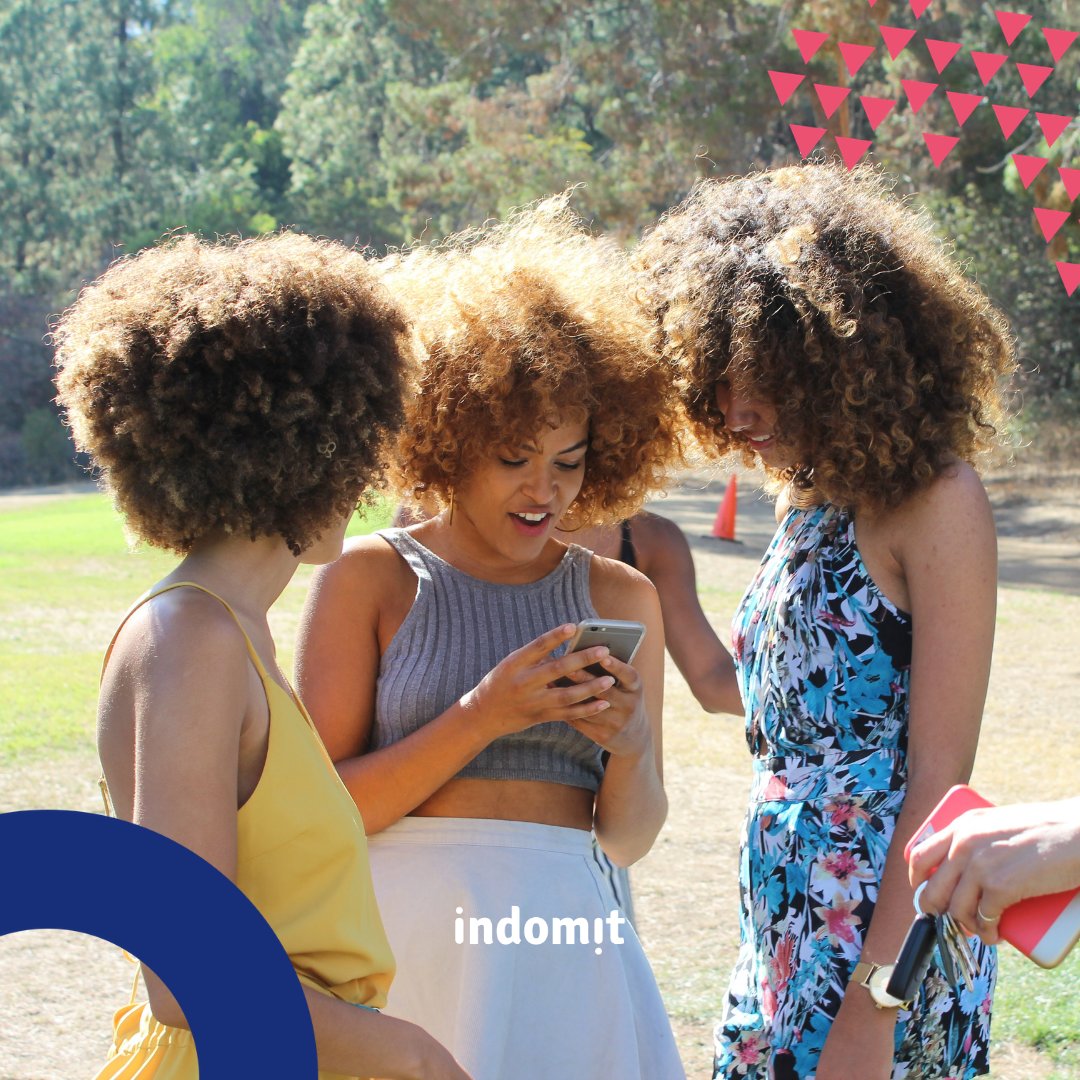 helloindomit's tweet photo. ¡Deja que sean tus fans los que hablen de tu #marca! Recompénsalos por las conversiones que traigan a tu e-commerce, las impresiones de sus publicaciones y en función del número de piezas de contenido creadas. ¡Visita nuestra web para lanzar tu primer programa de #embajadores! https://t.co/smOrhxcu04