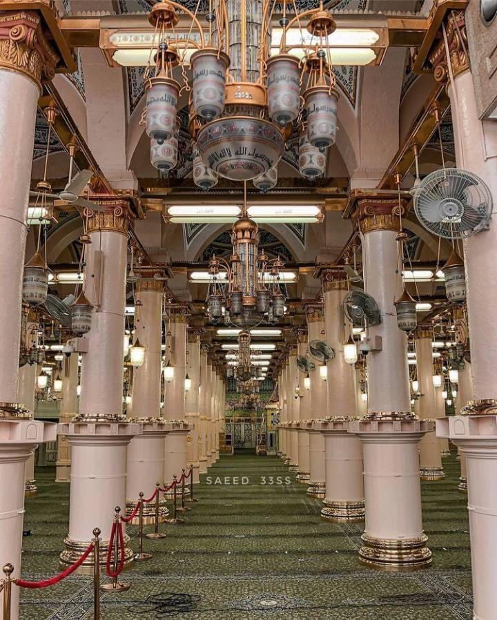 يارب سجدة في الروضة بجوار حبيبنا وحبيبك المصطفى