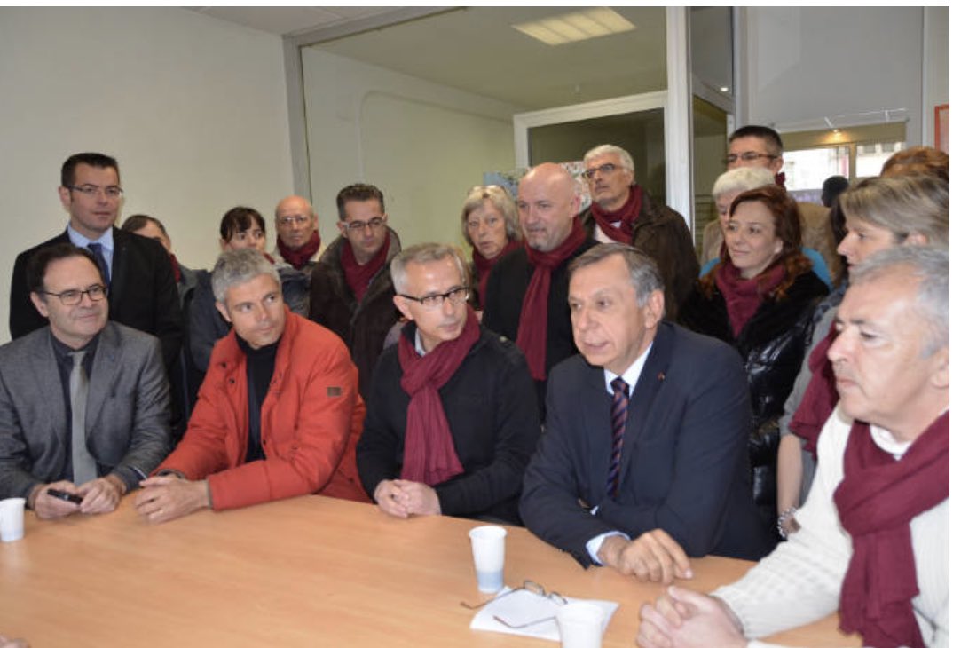 mdurand12's tweet photo. @MidiLibreMillau Partant de ce postulat, étonnant qu’en 2014 le Maire élu Christophe Saint Pierre n’est pas déposé un recours contre le candidat Saint Pierre Christophe lorsque celui-ci recevait le Président du CD en pleine campagne des municipales. 🤔 https://t.co/J6jPRZimlr