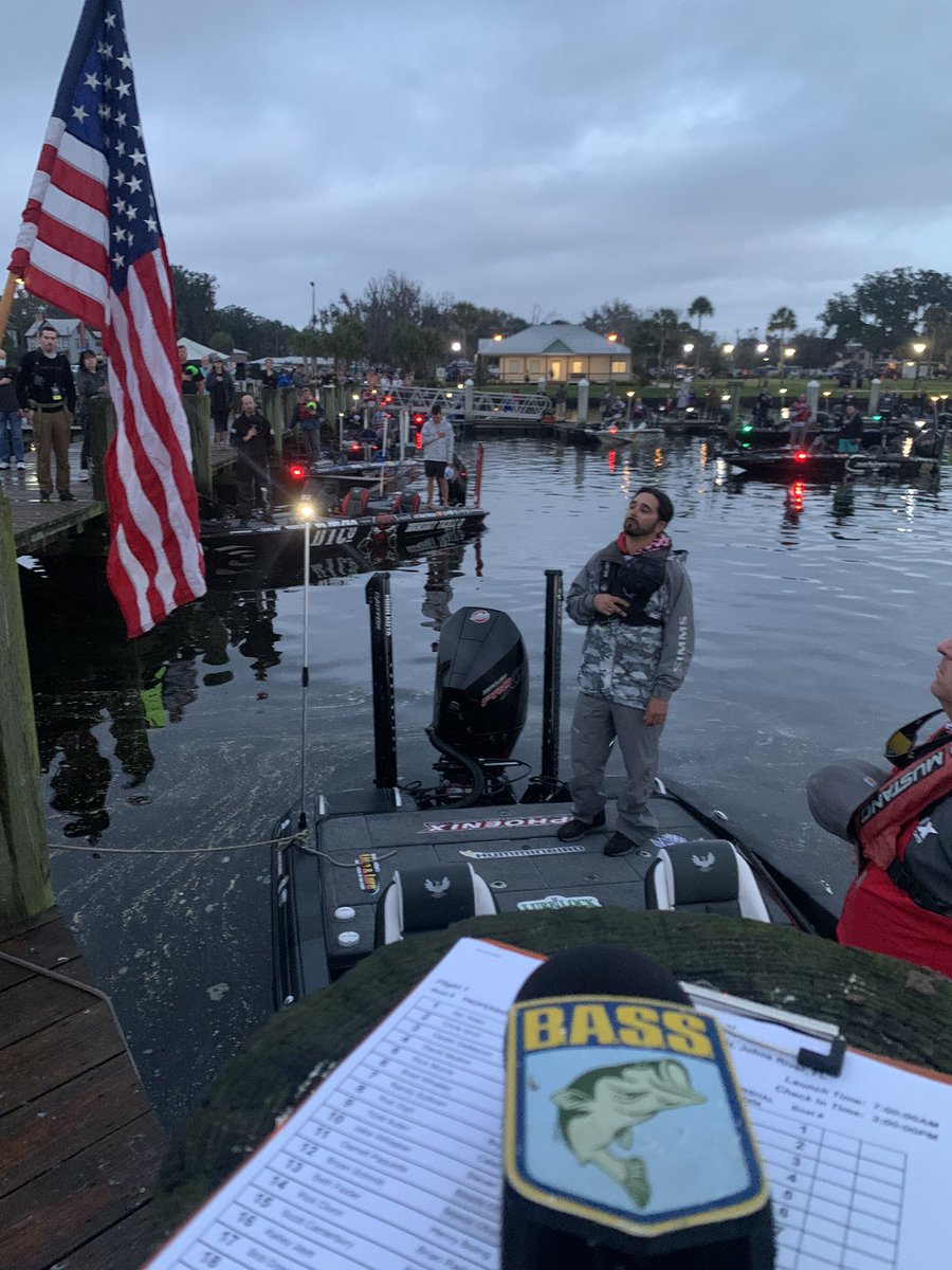 DaveMercer's tweet photo. It feels so good to be back, yelling crazy crap into a 🎤 while anglers drive away! #EnjoyBeing #BassLIVE https://t.co/E4ArJlr0yq
