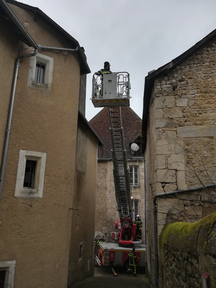Chichery11's tweet photo. FMPA LE BLANC CHÂTEAUROUX https://t.co/fPstdhkFC8
