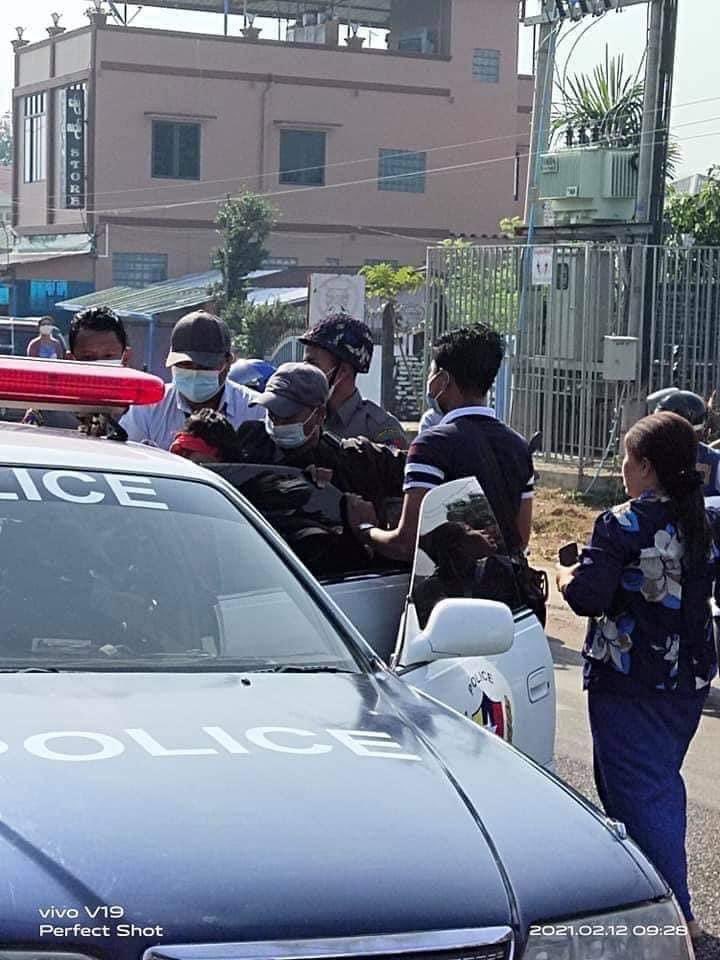The justice system in Myanmar has fallen apart. Innocent civilians are prey for the dictators. They exert their power with guns and frighten us into submission. But we are Myanmar people. We won't back down. 
#WhatsHappeningInMyanmar #CDM_isTheAnswer
