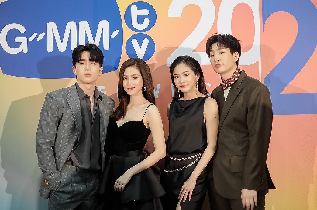 태국영화 프렌드존 보고 홀딱 반해버린 배우 단연코 처음 경험한거임! 여배우 사진 저장한건😆 46days인가 옾이랑 출연도 같이하던데 커플은 아닌가...