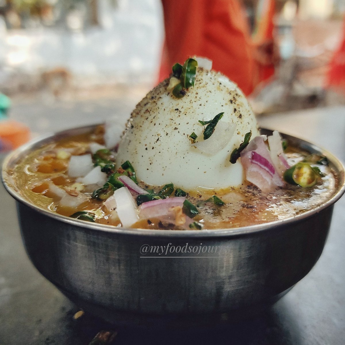 myfoodsojourn's tweet image. If not for anything else, a visit to #kolkata is a must for #streetfood innovation