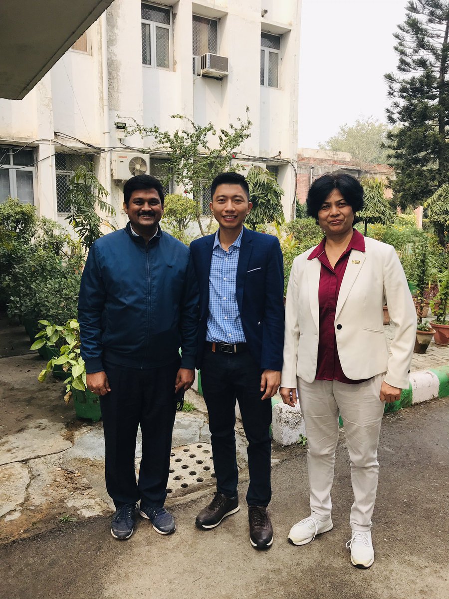 ducstat's tweet image. Graduation Day Feb 12, 2021
My life so colorful today. I would like to thank all my teachers, friend and colleagues. Incredible India 🙏🙏🙏
Happy Lunar New Year 2021 🎊🎉🎇🎆