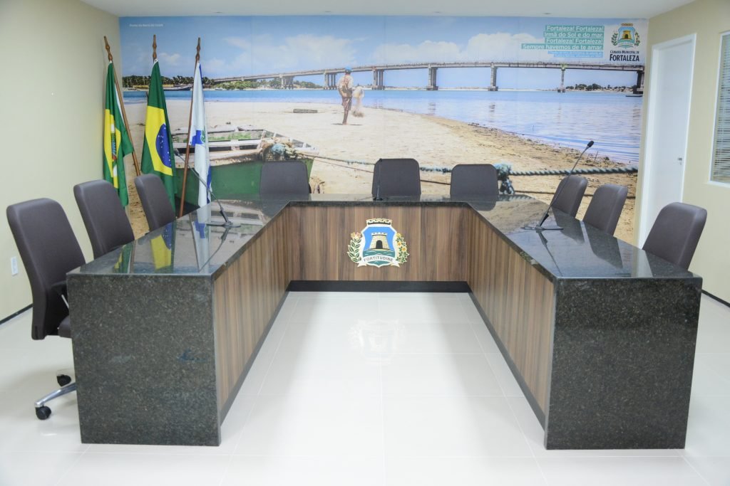Câmara Municipal de Fortaleza tweet media