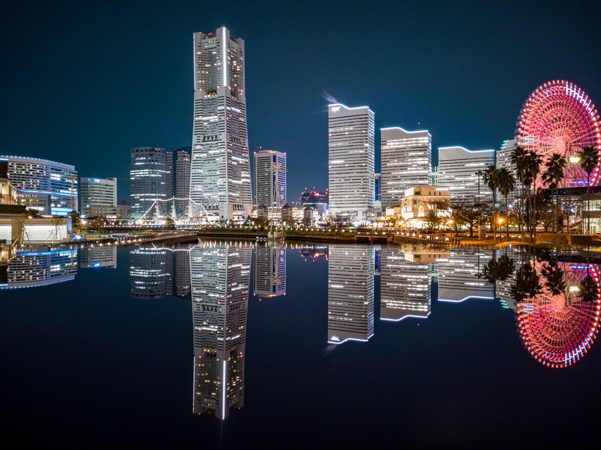 Messi Ipad に反射させて スマホで撮った夜景が綺麗すぎた Messi Ipad に反射させて スマホで撮った夜景が綺麗すぎた